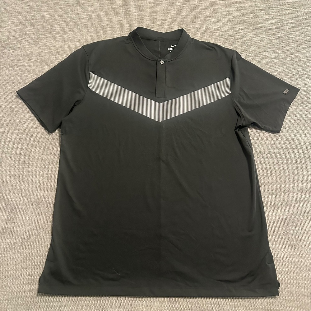 Nike Golf Polo Mens M Black Tiger Woods Dri-FIT Blade Collar Chevron
